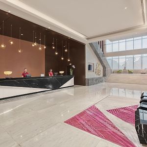 Crowne Plaza Manila Galleria, an IHG hotel